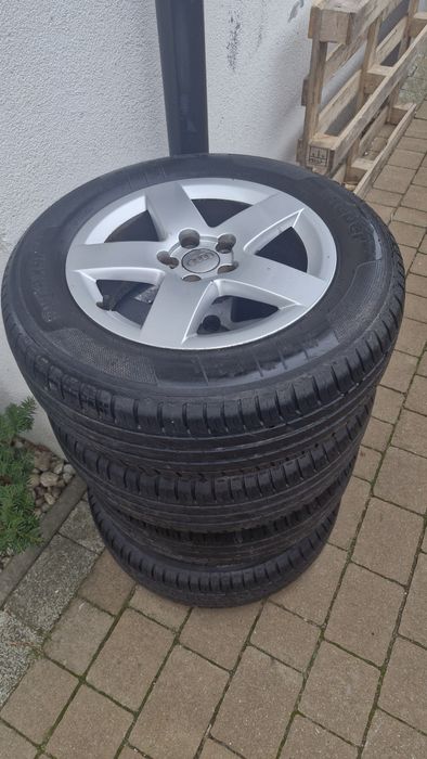 Alufelgi z oponami letnimi R15