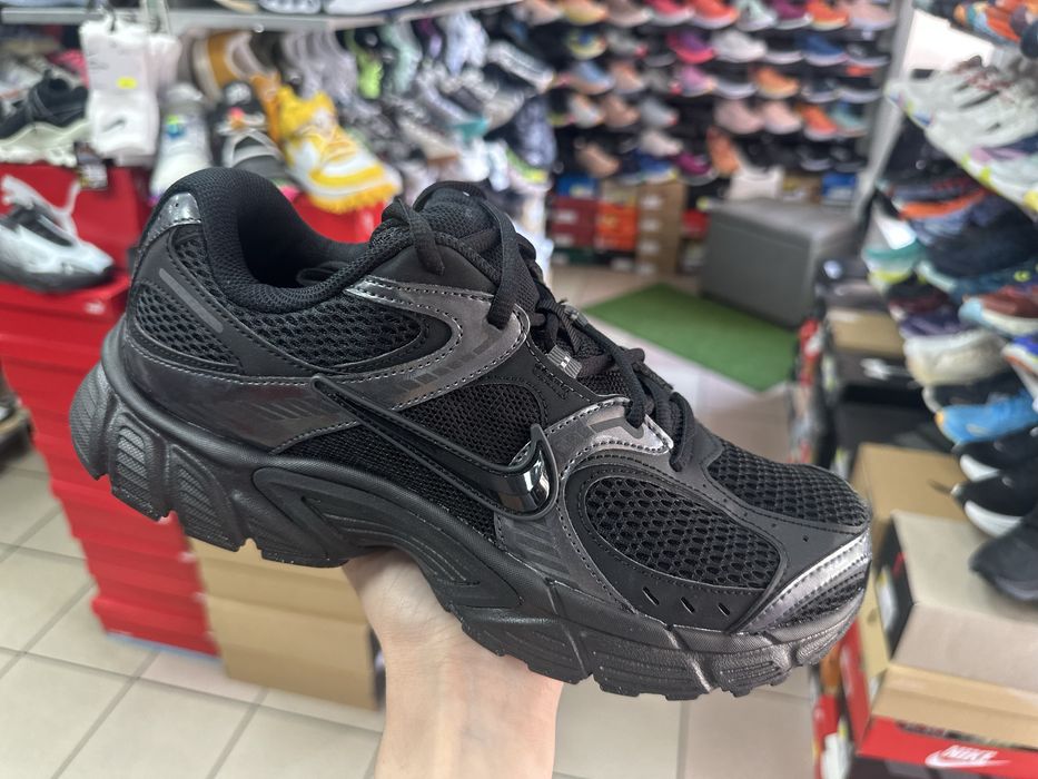 Кросівки Nike V5  ( РОЗМІР 44  )