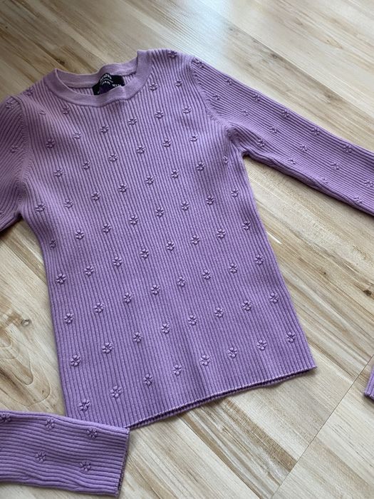 Sweterek Bershka rozmiar XS liliowy obcisły
