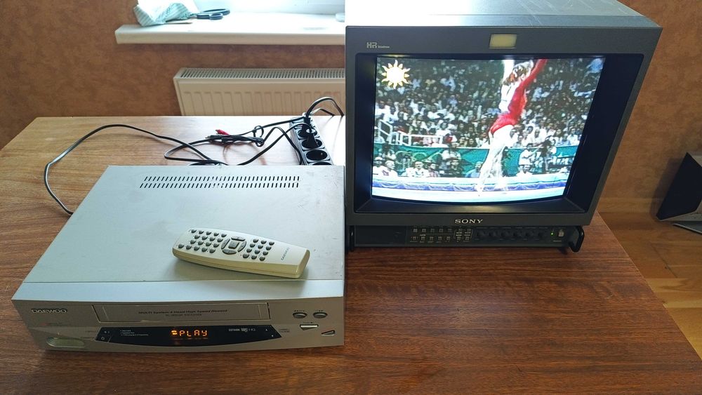 Відеомагнітофон VHS Daewoo EST440K (б/в)