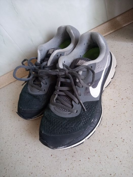 Używane buty nike rozmiar 36 wkladka 22,5 /23 cm