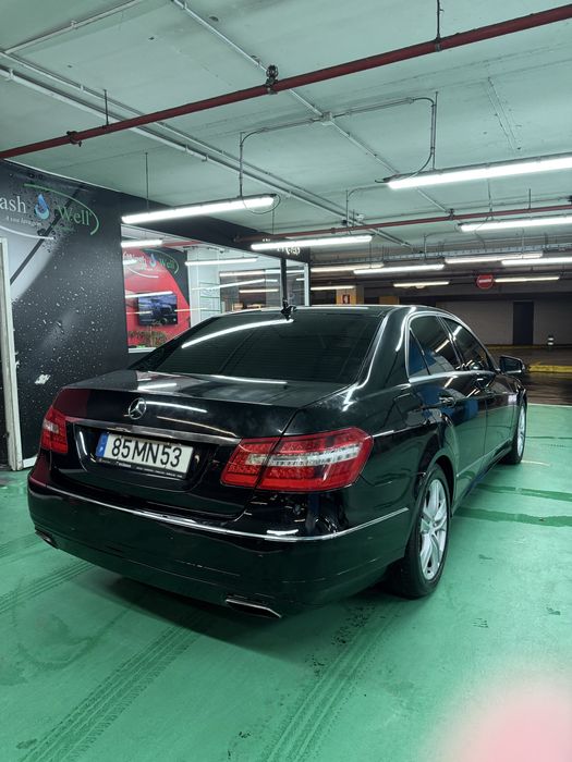 Mercedes-Benz E250 CDI 2011 com 295,000km barulho no motor mas andar