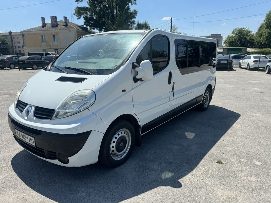 Renault Trafic довга база