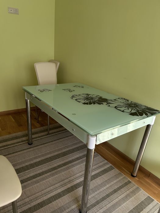 Стіл зі 6 стільцями. Продам окремо стіл або стільці