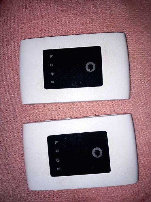 Hotspot Vodafone 4G Branco. Um 25eu dois 40eur