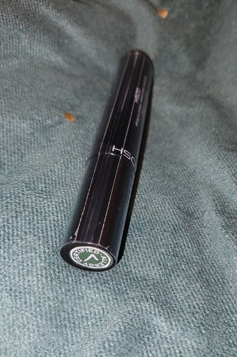 GOSH Boombastic Crazy Volume tusz 003 Olive Green Zielony wydłużająco-pogrubiający tusz do rzęs.