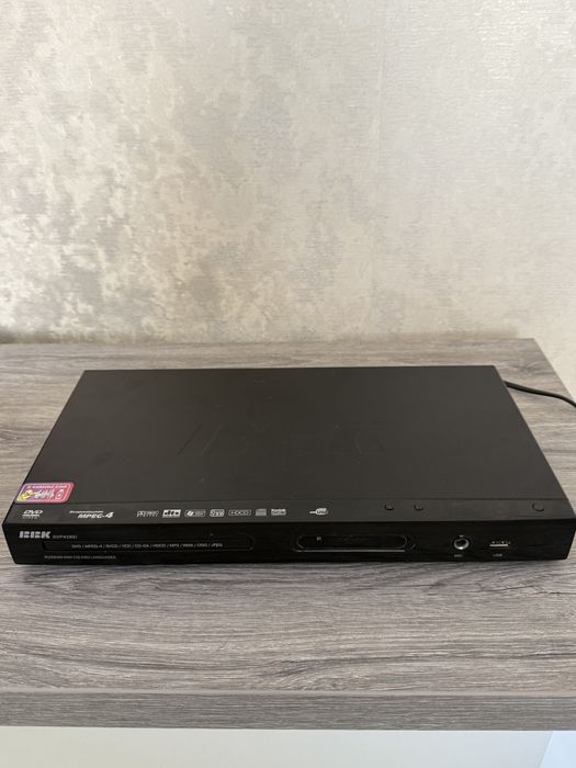 DVD-плеер BBK DVP458SI с караоке