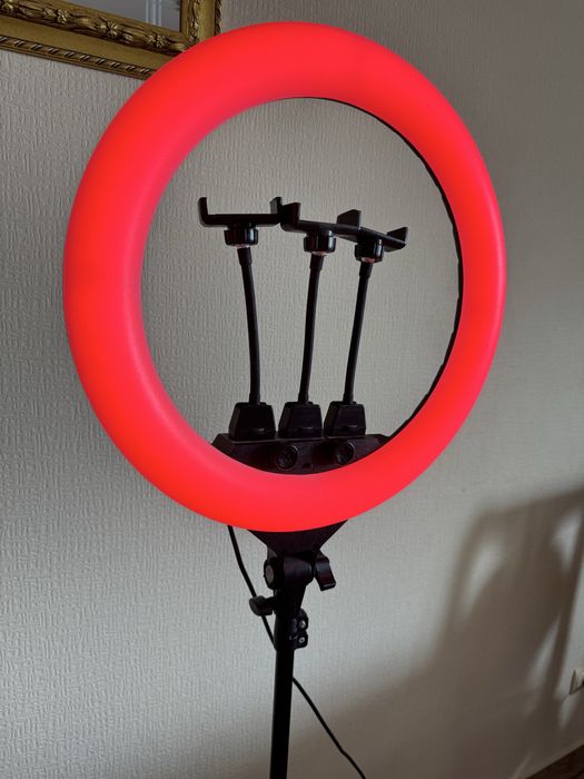 Кільцева лампа 10000 режимів три штативи, максимальна висота 240см