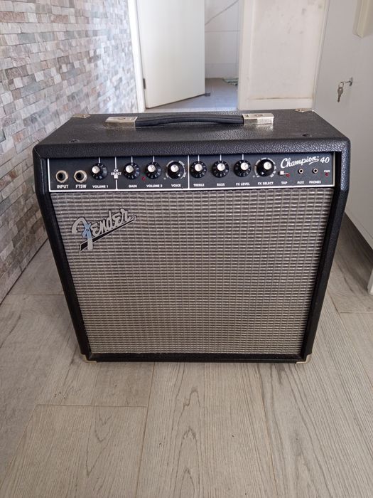 Fender Champion 40 c/footswitch
