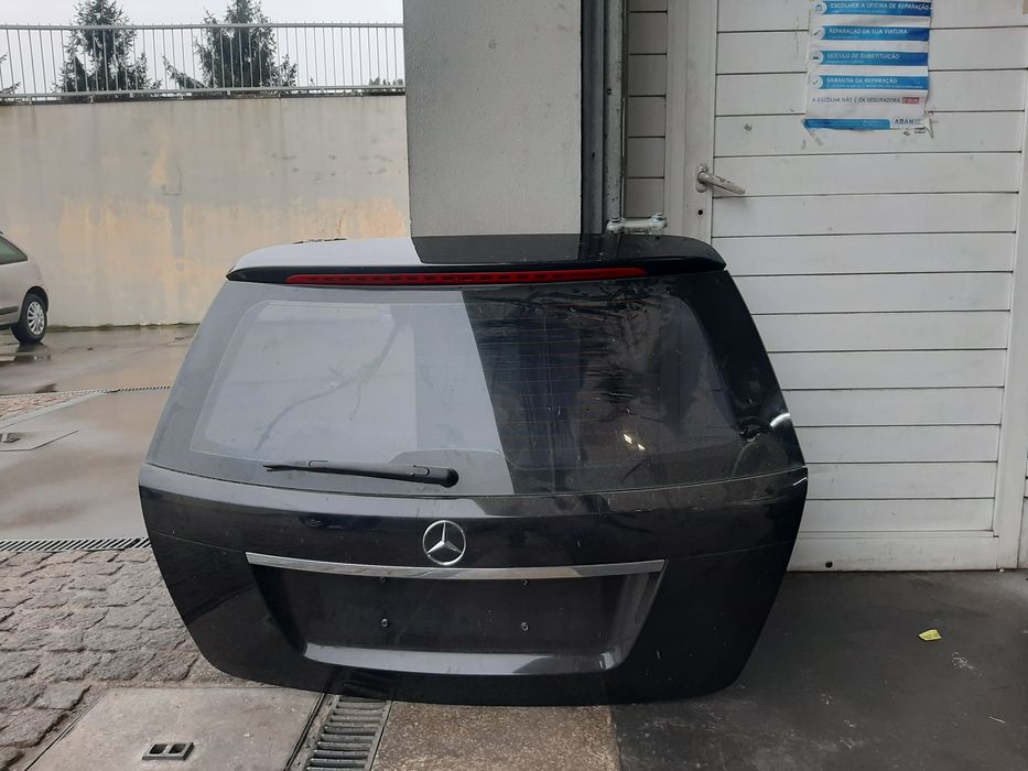 Peças usadas Mercedes W204 de 2012