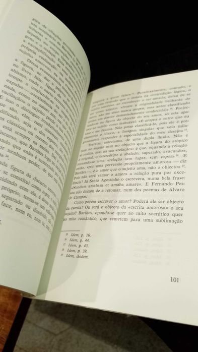 Poiética de Barthes - José Augusto Seabra 1ª Edição