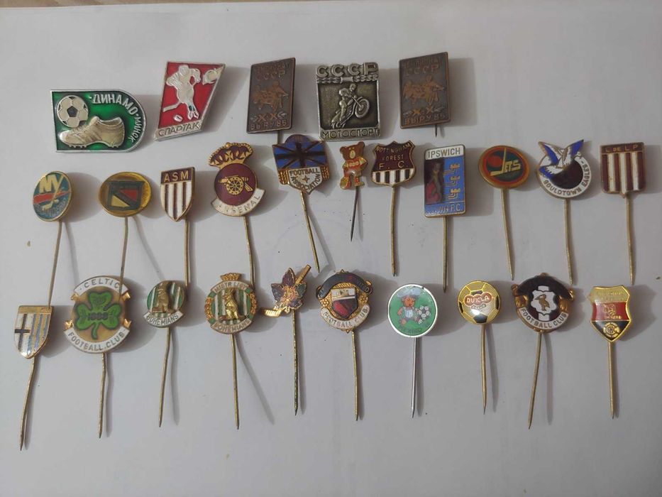 Значки футбол хоккей мотокросс