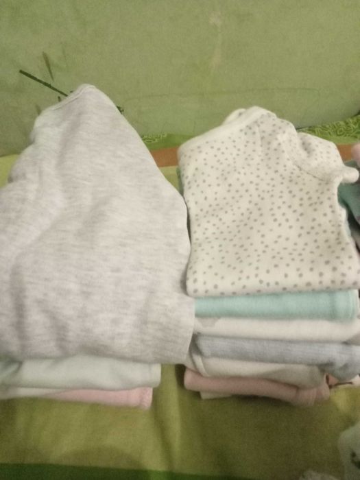 Продам дитячі речі від 0 до 3 місяців