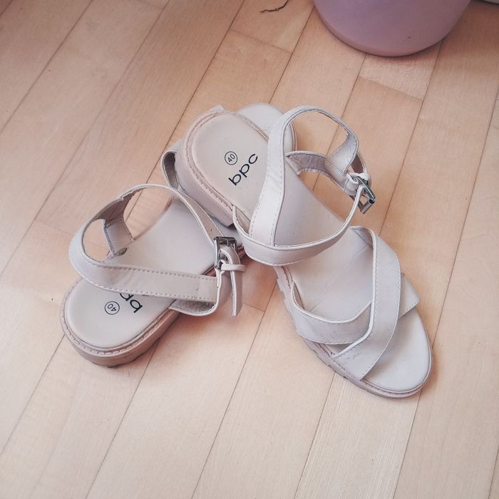 Sandaly BPC roz 40