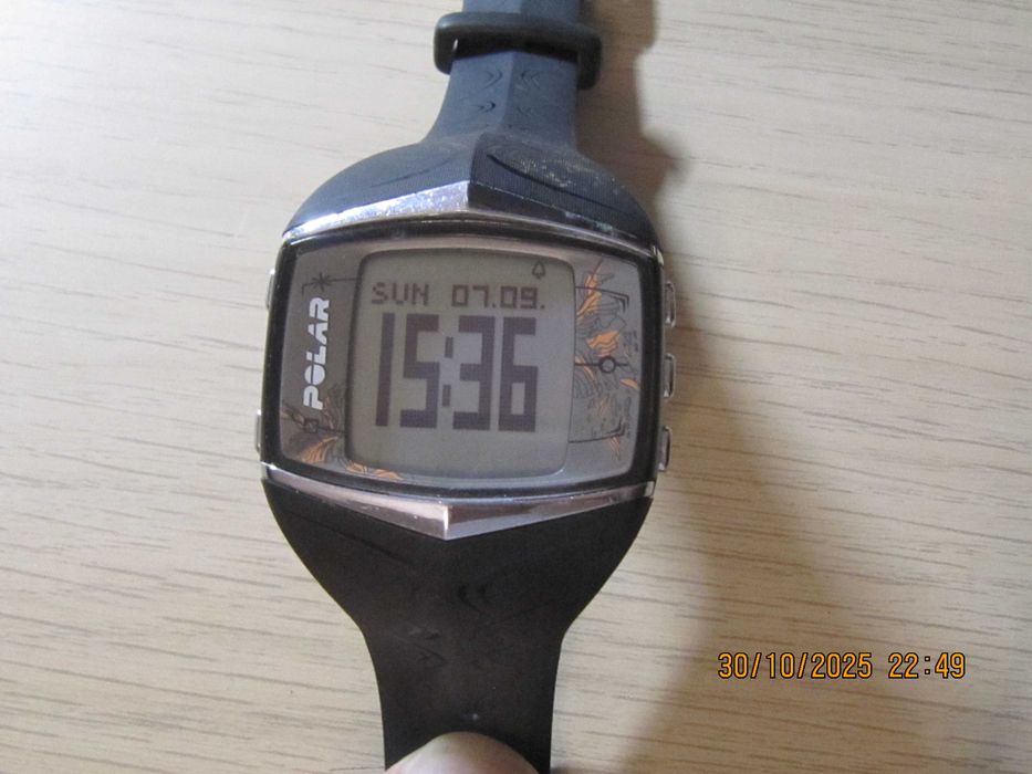 Polar niemiecki sportowy zegarek multifunkcyjny