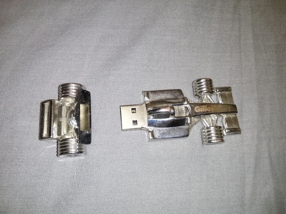 Флеш-накопитель 2GB USB 2.0 "Формула-1. Оригинал.