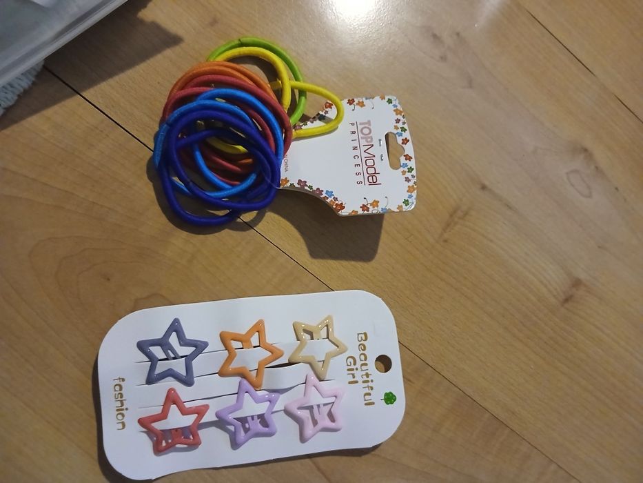 Elasticos de cabelo para menina novos