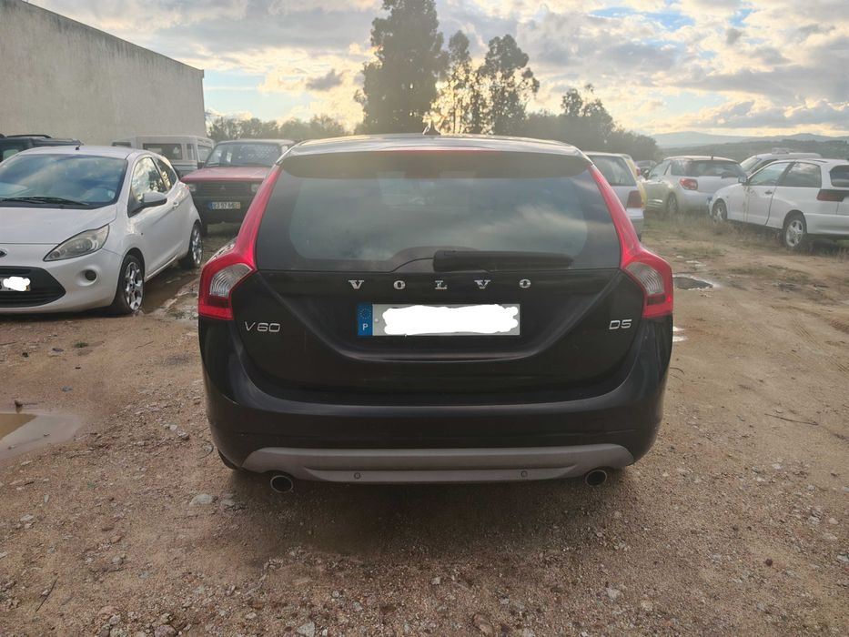 Vendo Volvo V60 D5 — photo 3