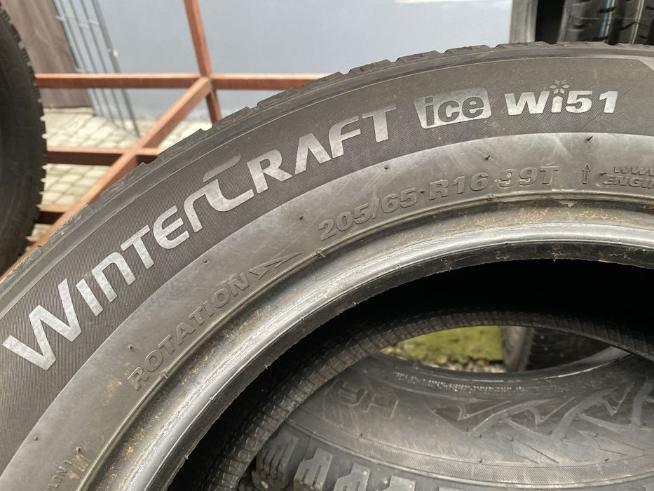 вживані зимові шини 205/65R16 Kumho WinterCraft Ice wi51 пара