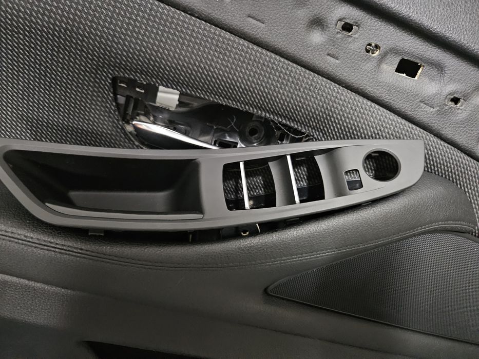 Fotele wnetrze bmw f11 przed lift 2013