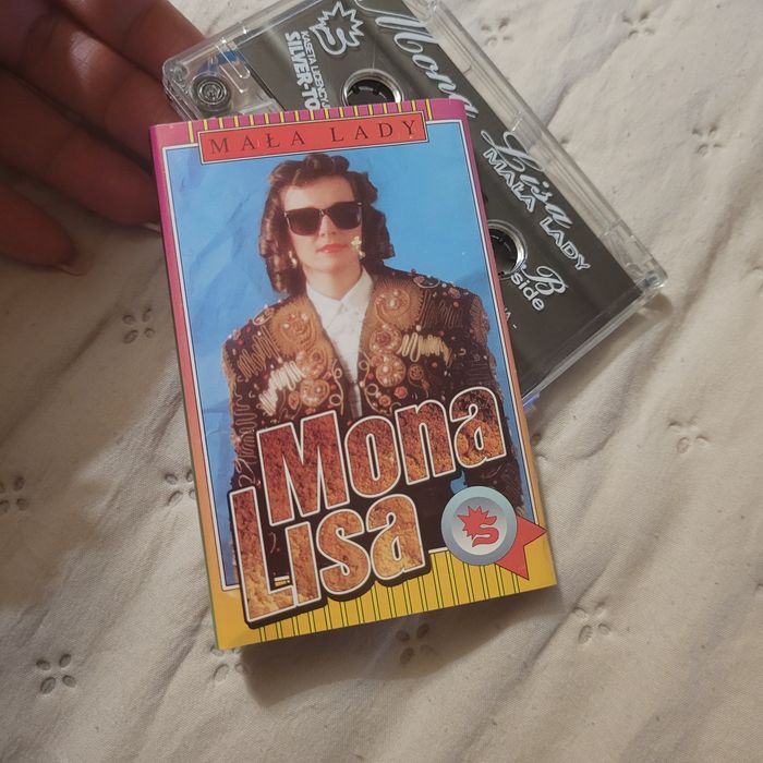 Mona Lisa - trzy kasety w stanie idealnym .