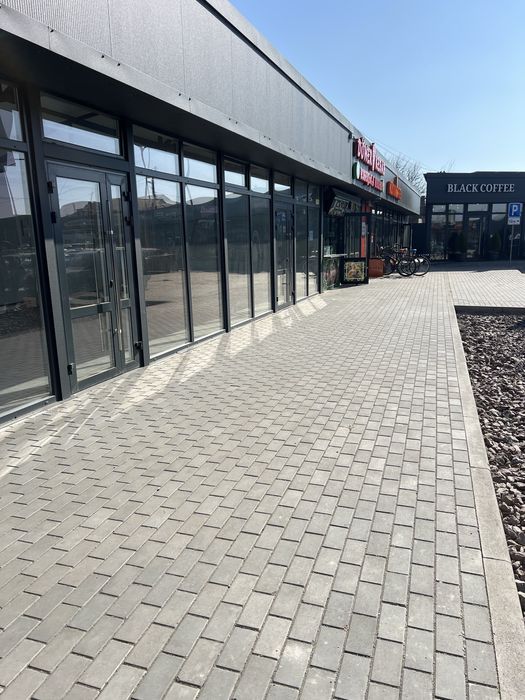Супер торгове приміщення  70м Черняхів поряд АТБ