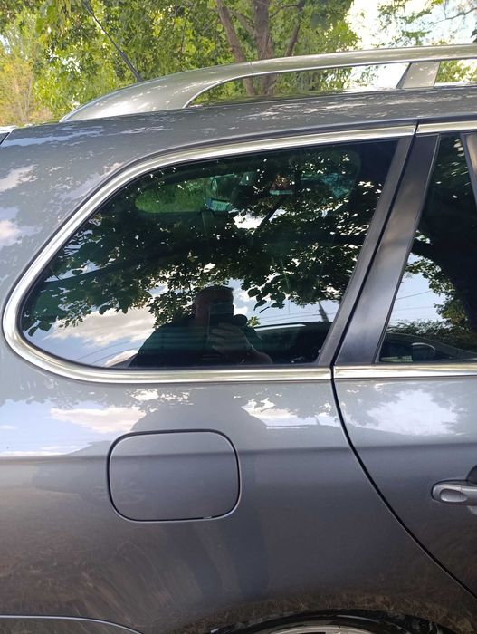 Продам гольф п'ятий універсал  автомат авто в гарному стані