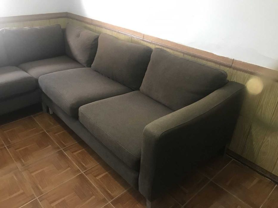 Sofá grande de canto em muito bom estado Quinta do Conde • OLX Portugal