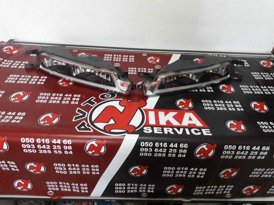 Фари противотуманні ліва+права Volkswagen Passat B8 (Hella) 3G0941662E