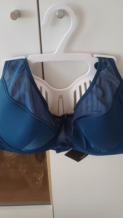 Na duzy biust nowy, wygodny stanik 90 D, granat, Bielany lub wysyłka