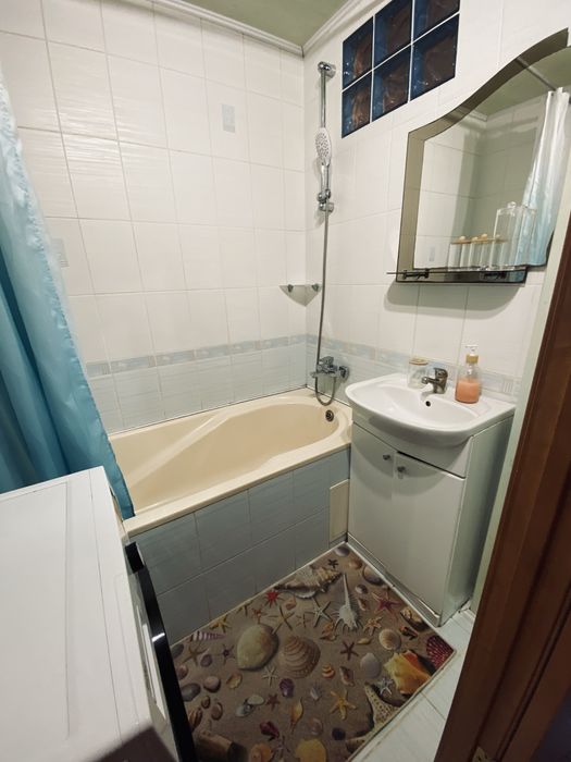 Здаю в довгострокову оренду