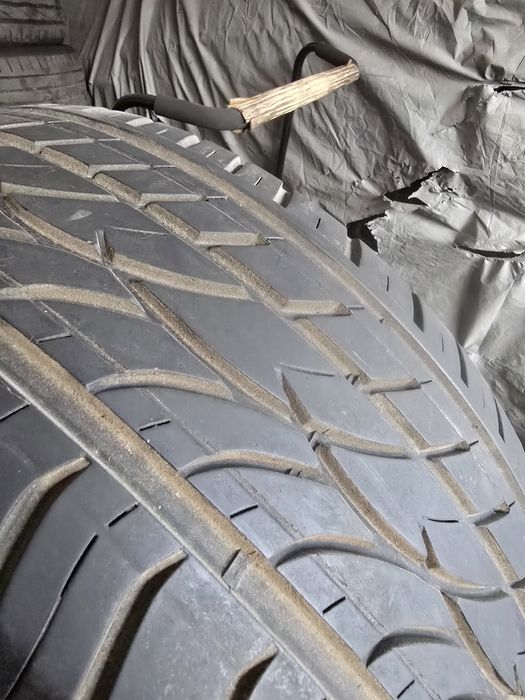 Pneus 255/55/18 usados