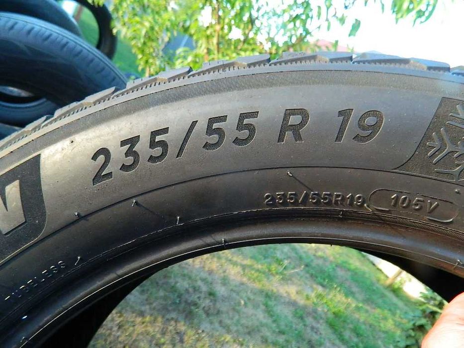 Шина колеса резина R19 235/55 Michelin Pilot Alpin 4шт Зима