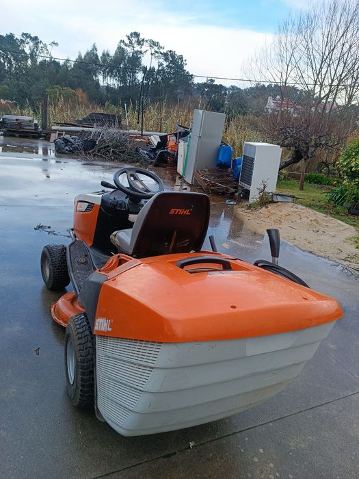 Trator cortar relva STHIL
