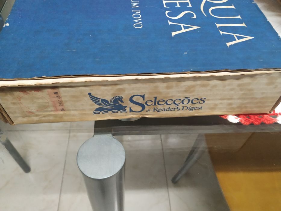 Livro  A Monarquia Portuguesa