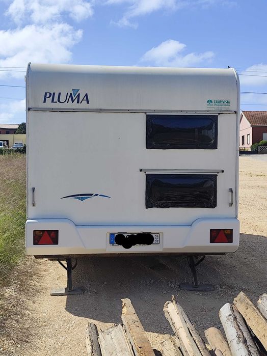 Reboque Caravana da marca Pluma