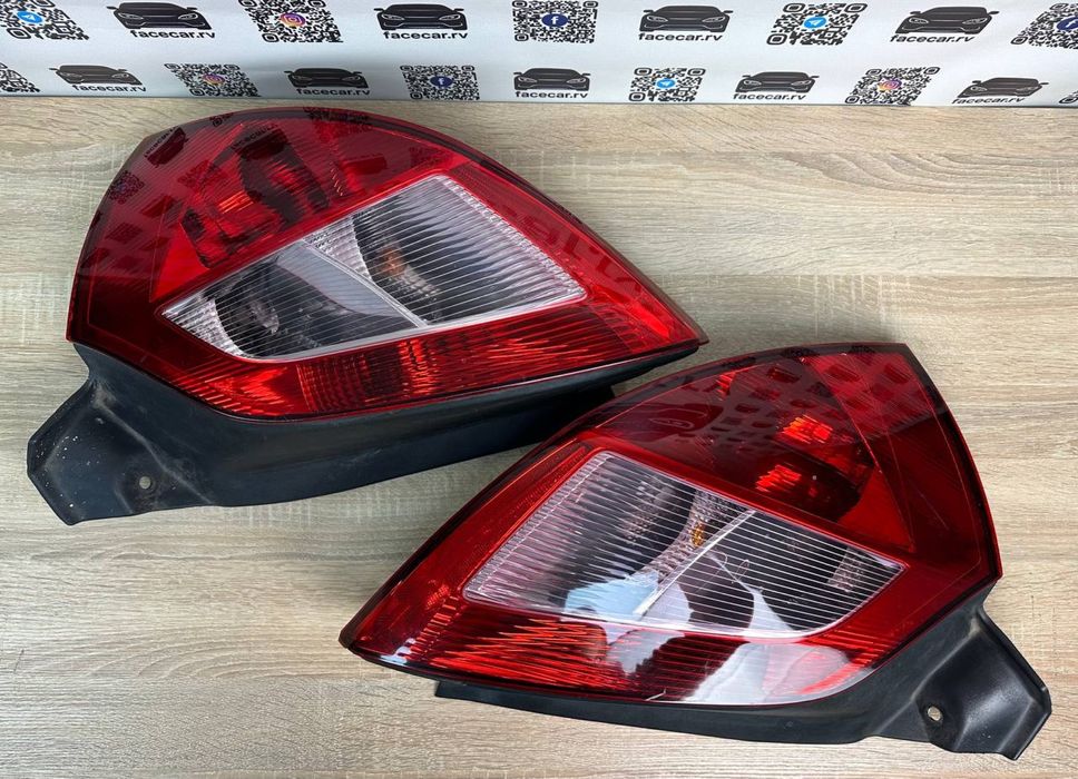 задній стоп ліхтар правий лівий  Renault Megane II оригінал