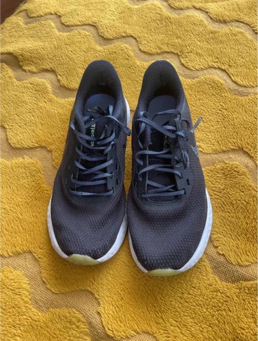 Жіночі кросівки nike