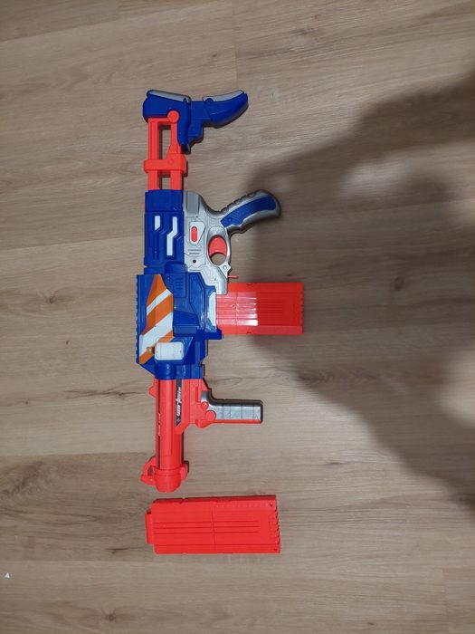 Nerf duży na baterie