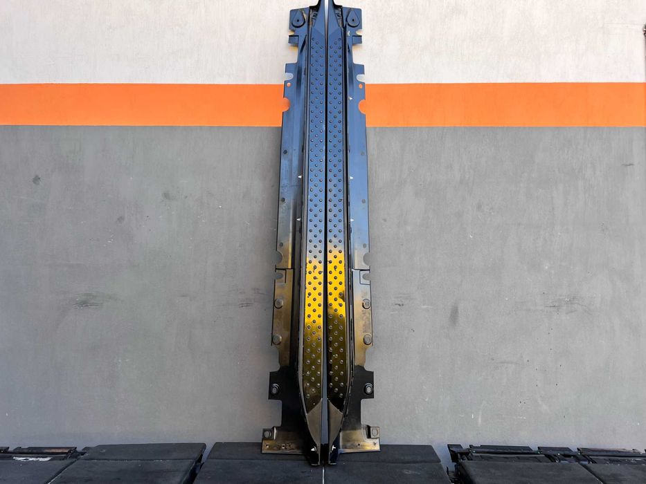 Алюминиевые пороги БМВ Х6 Е71 Алюмінієві підножки BMW X6 E71 пороги