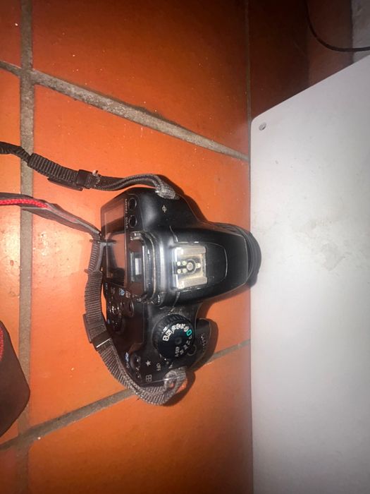 Câmara fotográfica Canon