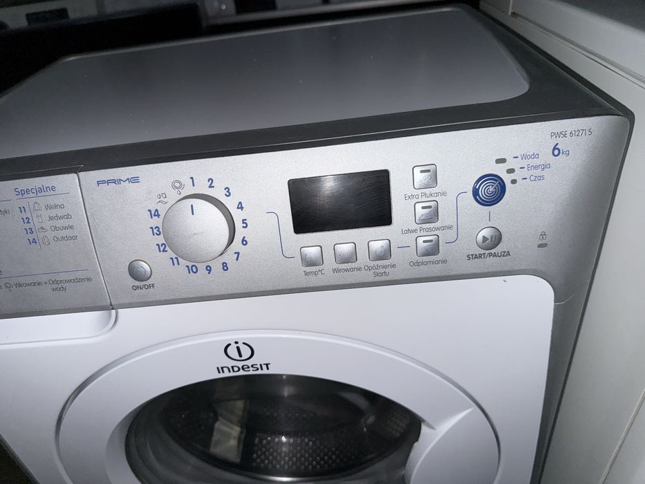 Pralka Indesit ECOBUBBLE  uzywana przez babcie