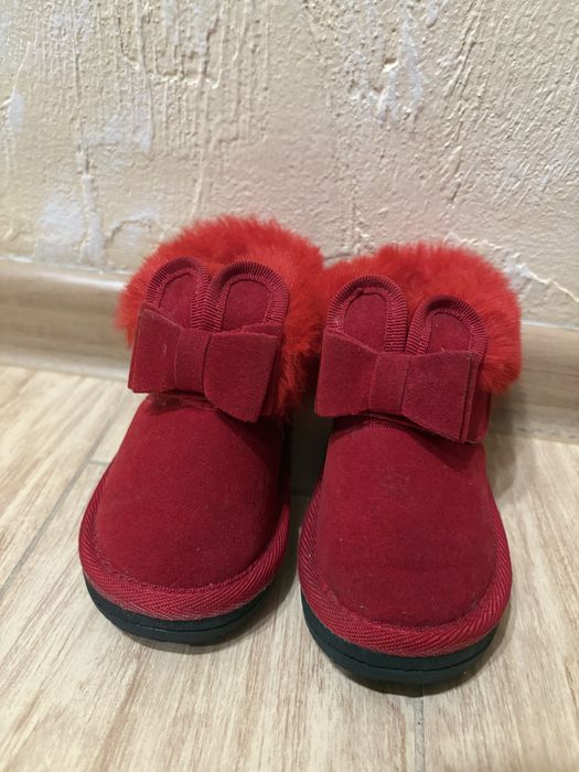 Чобітки для дівчинки