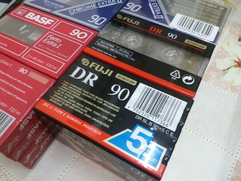 Аудиокассеты FUJI TDK SCOTCH Basf Jvc Emtec Philips Sony