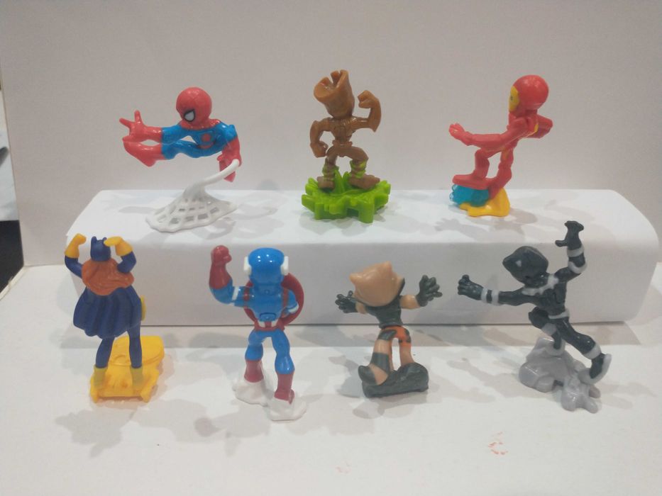 Figurki Kinder Marvel (7szt)