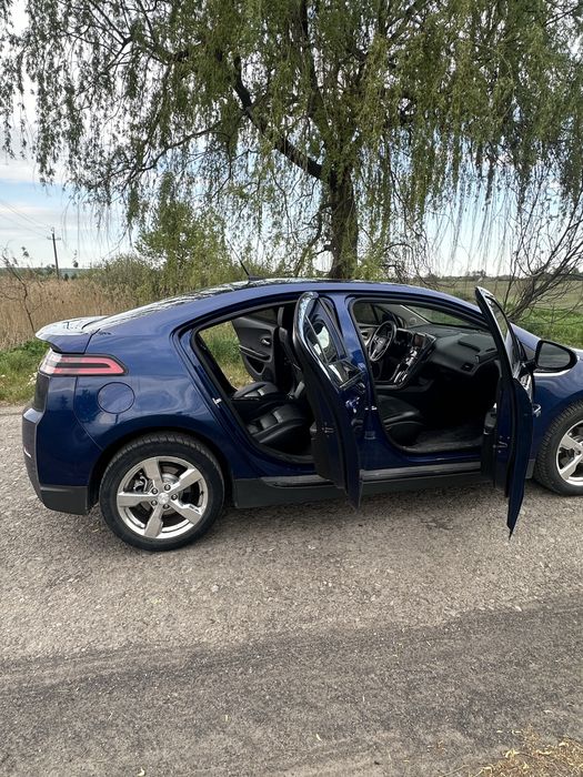 Chevrolet volt 2012