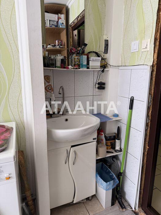 В продаже комната в коммунальной квартире