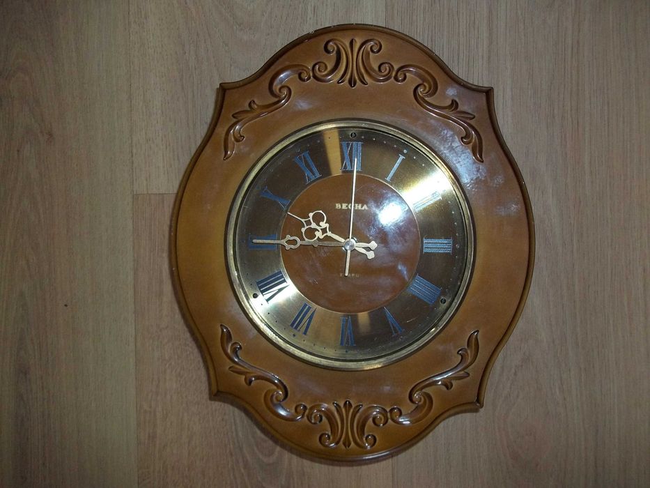 Годинник настіний Весна.