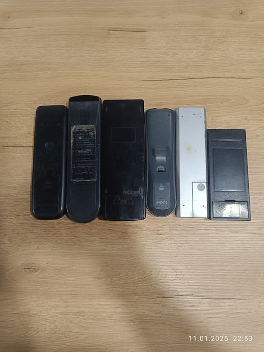 Pilot tv piloty JVC Sharp Philips Saba