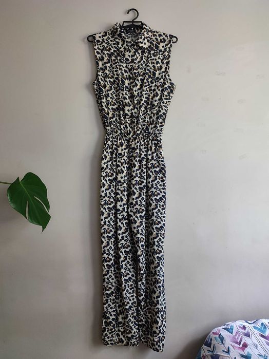 Długi kombinezon w cętki